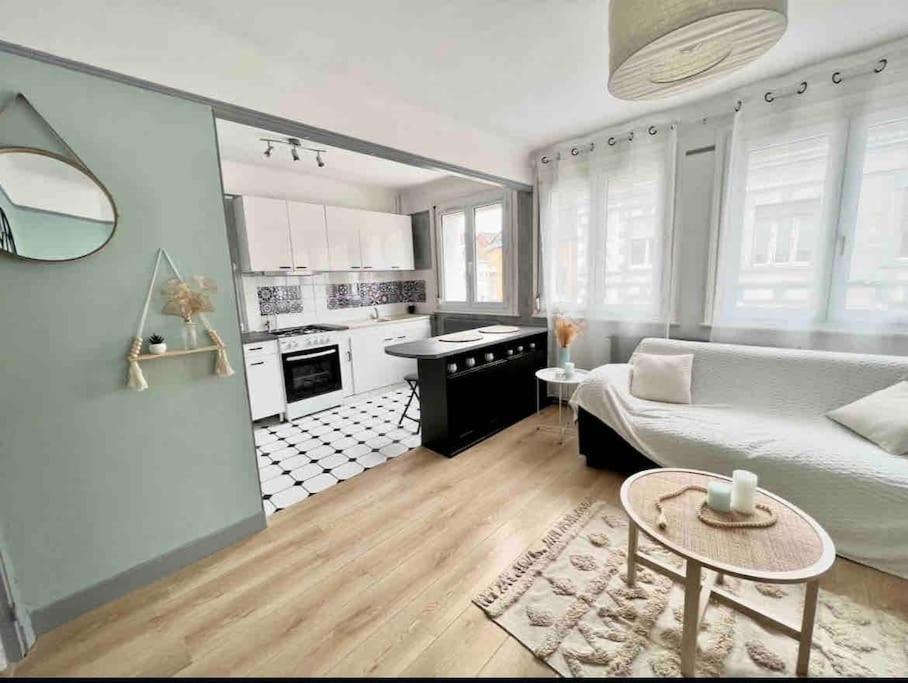 Ferienwohnung Le Cosy Calais Exterior foto